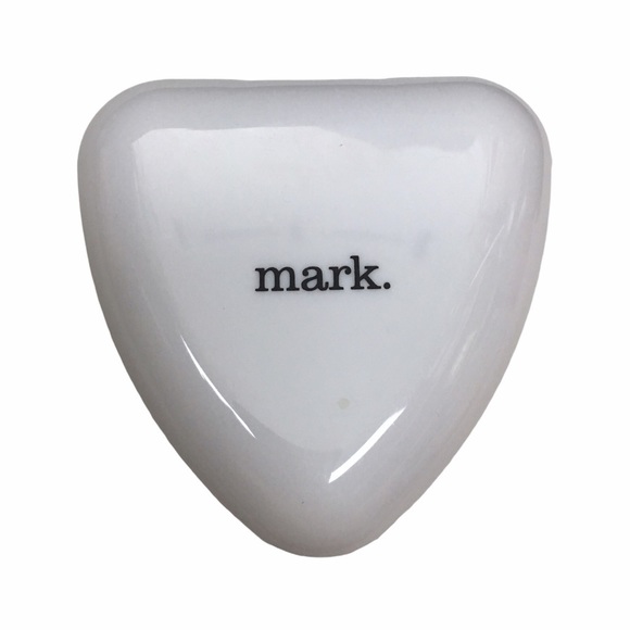 mark. Powder-Matic Go Anywhere Loose Powder Compact Mirror Puff Shade Medium - Picture 1 of 6